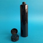 Tubo colapsible Negro de Ideas Soluciones V&R S.A.S